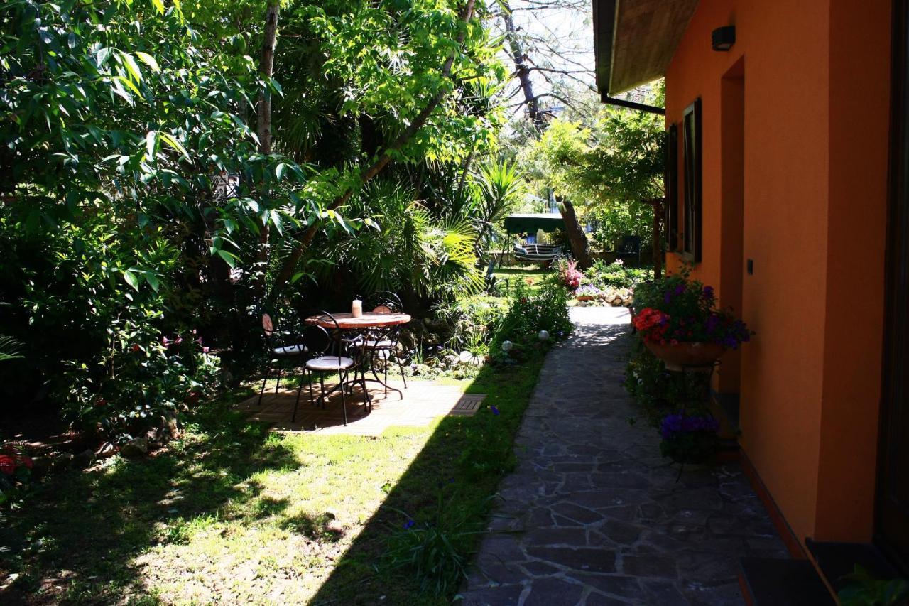 مبيت وإفطار سان جيوفانّي تْيَتينو Garden Fuorirotta المظهر الخارجي الصورة