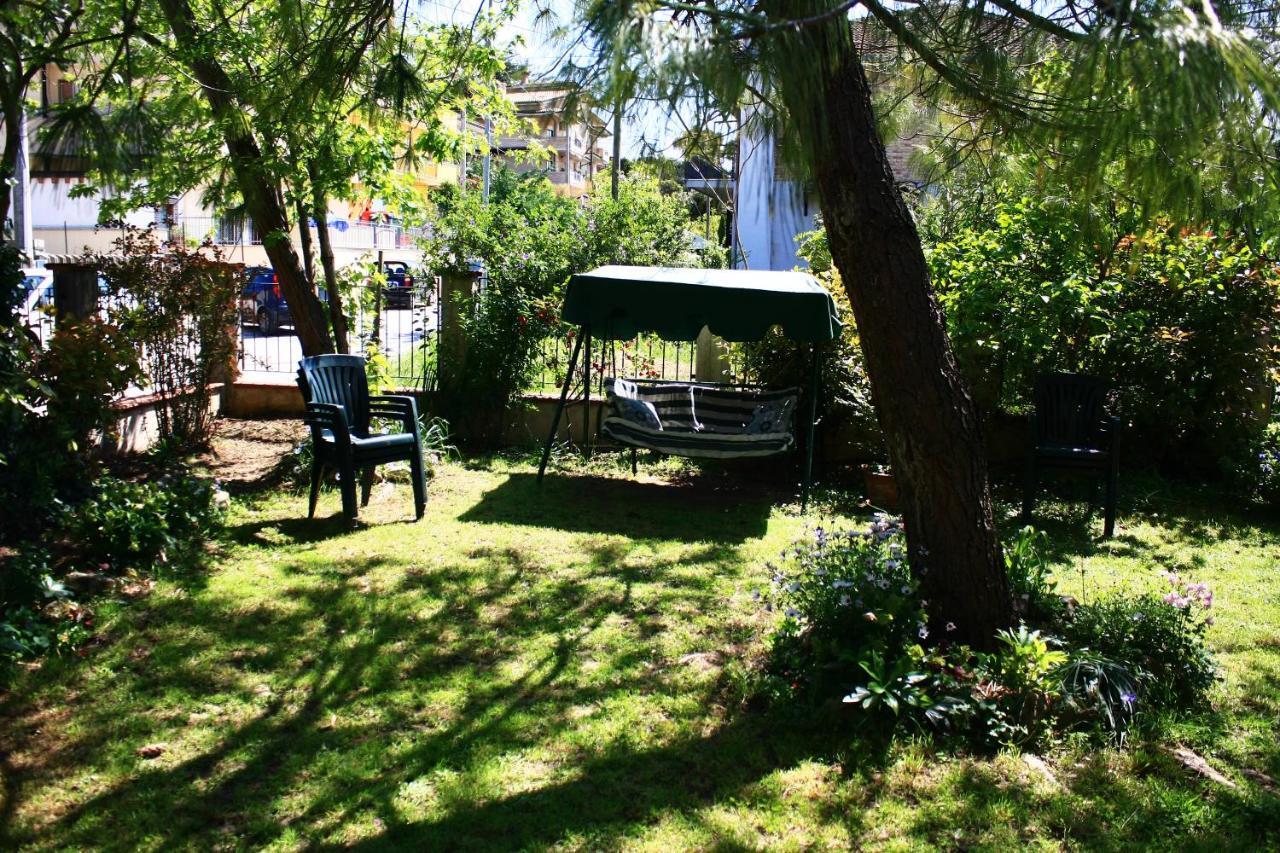 مبيت وإفطار سان جيوفانّي تْيَتينو Garden Fuorirotta المظهر الخارجي الصورة